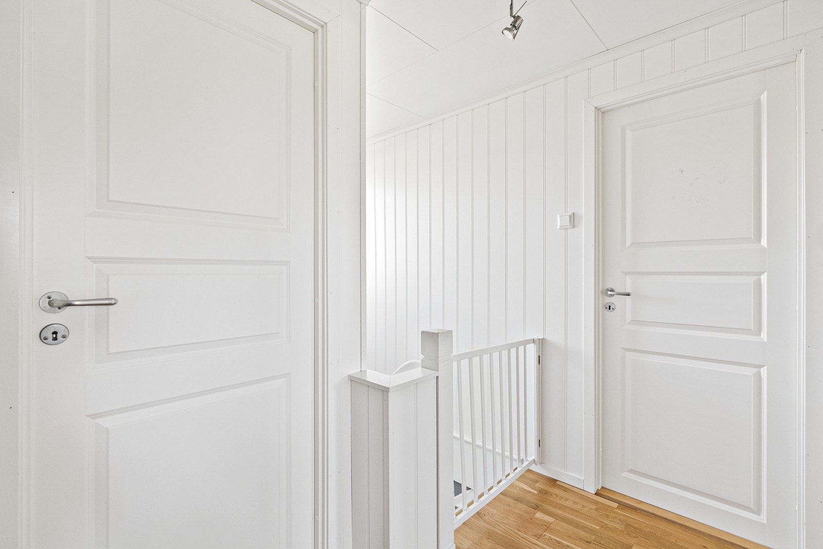 44 Galleribilde