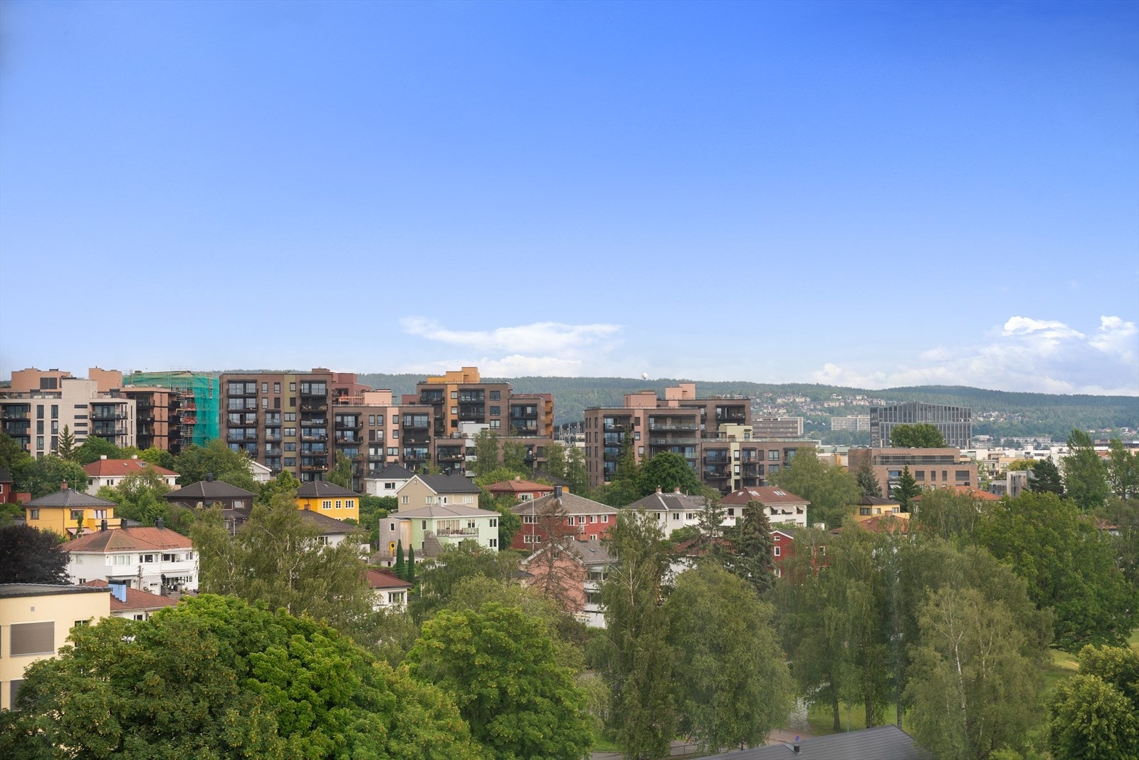 Med en spektakulær 360-graders panoramautsikt over byen, byr denne takterrassen på en av de beste utsiktene du kan finne i området. Galleribilde