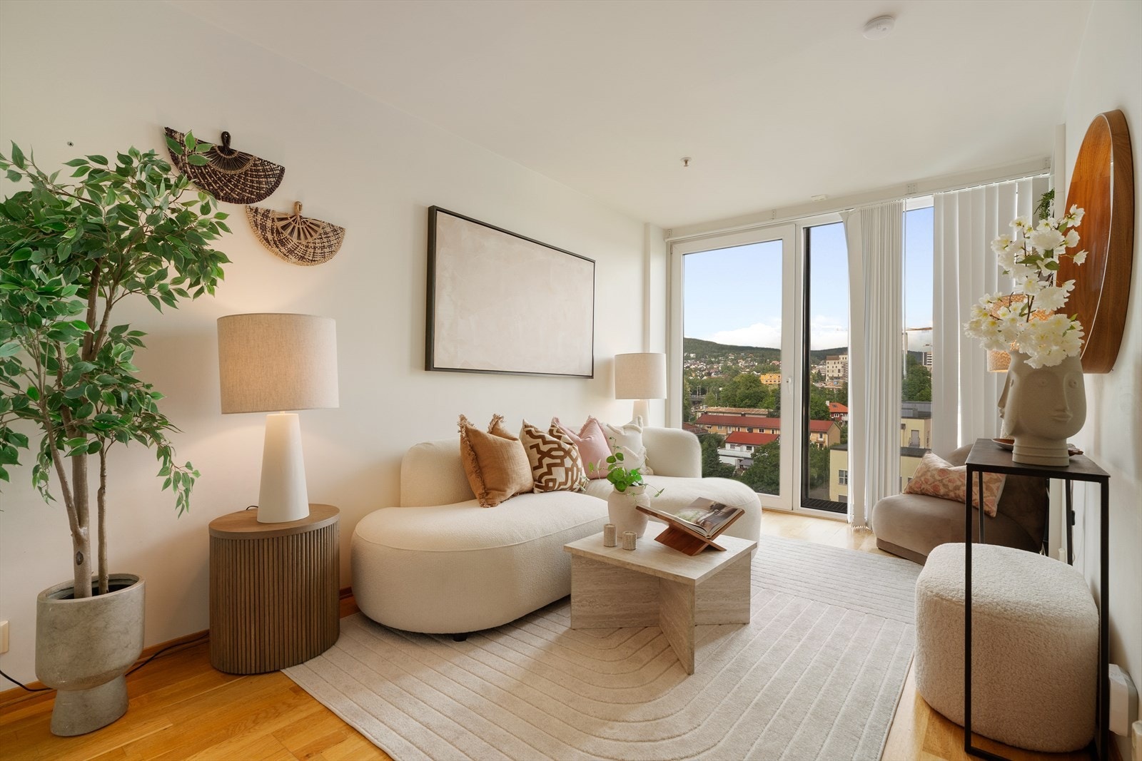 Stue med tidløs design og behagelig stemning. Galleribilde