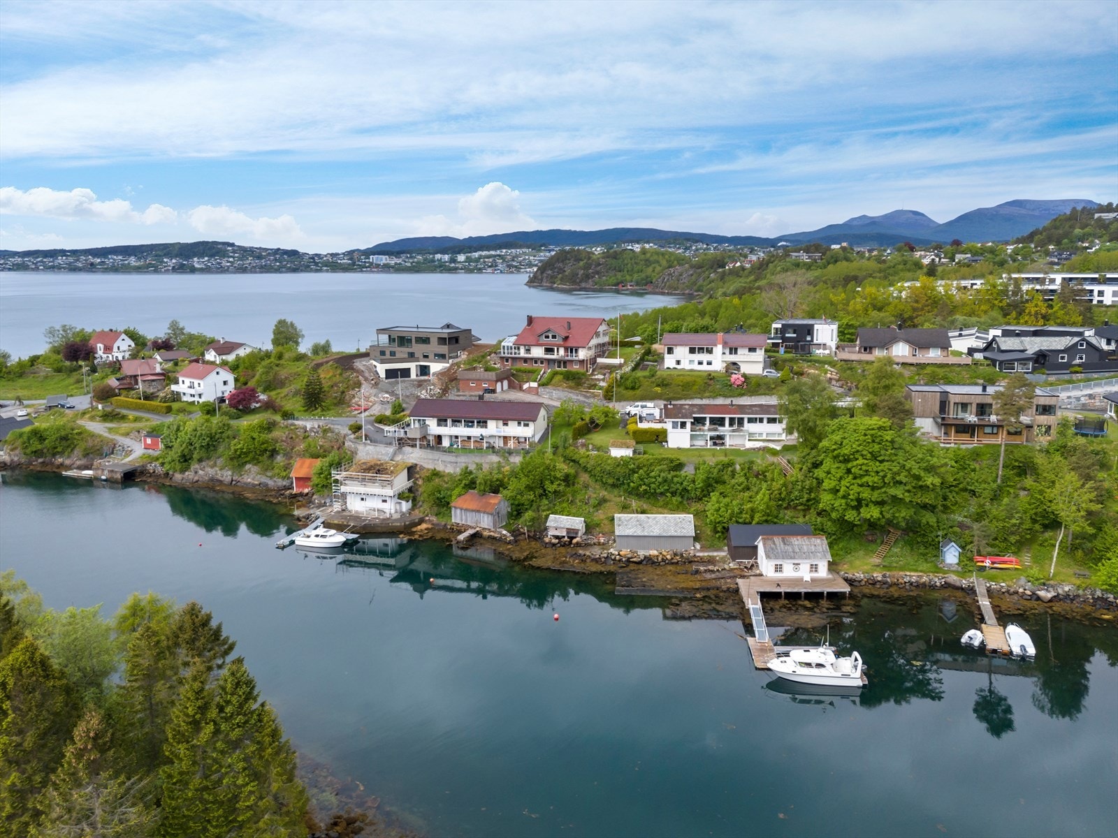 Naust på Blindheimsneset - Kontakt eiendomsmegler for visning! Galleribilde