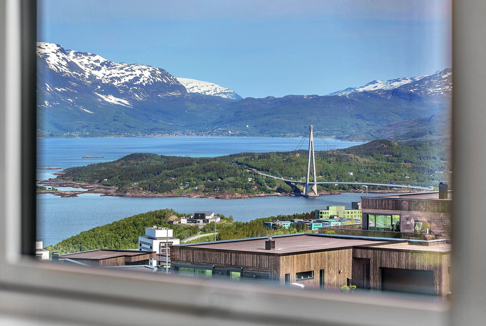 Utsikt fra kjøkkenet. Galleribilde