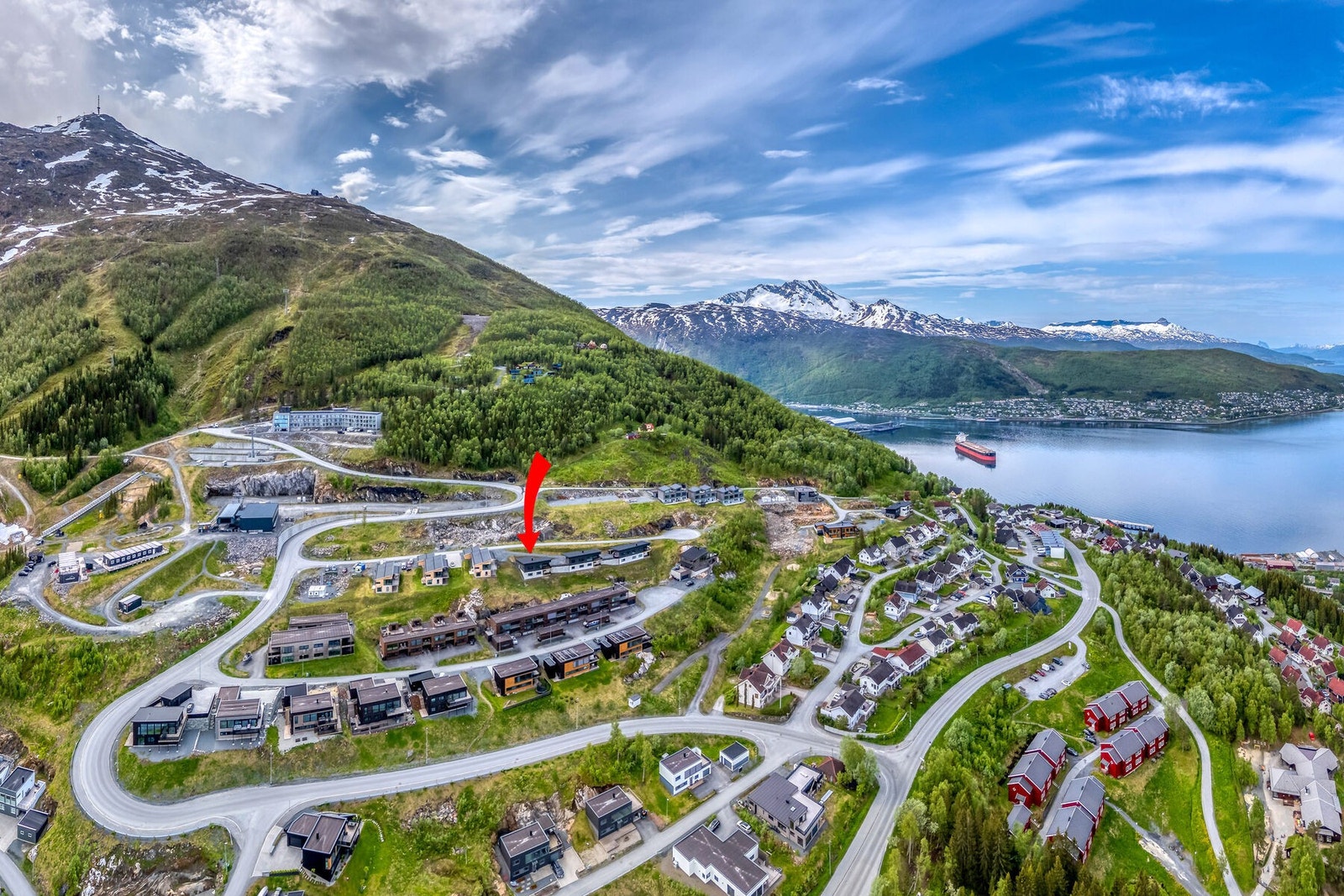 Boligen har fantastisk beliggenhet i Narvik. Galleribilde