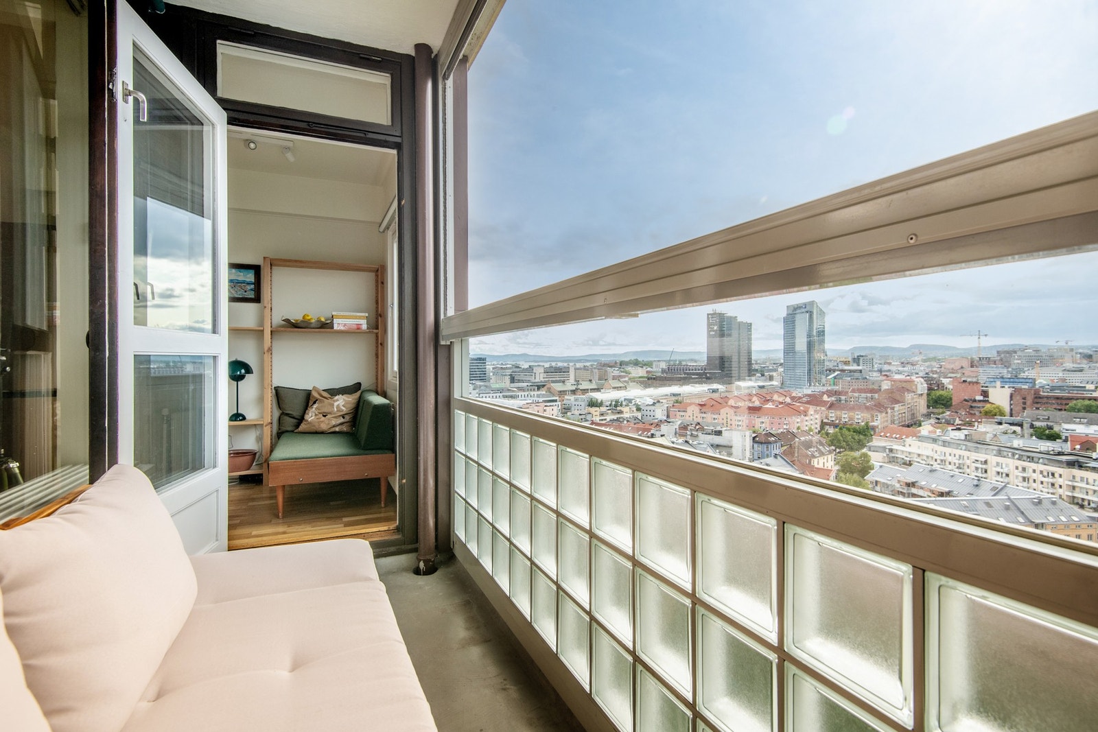 Velkommen til Enerhauggata 5, presentert av Kjetil Ustad v/EIE Valkyrien. Galleribilde