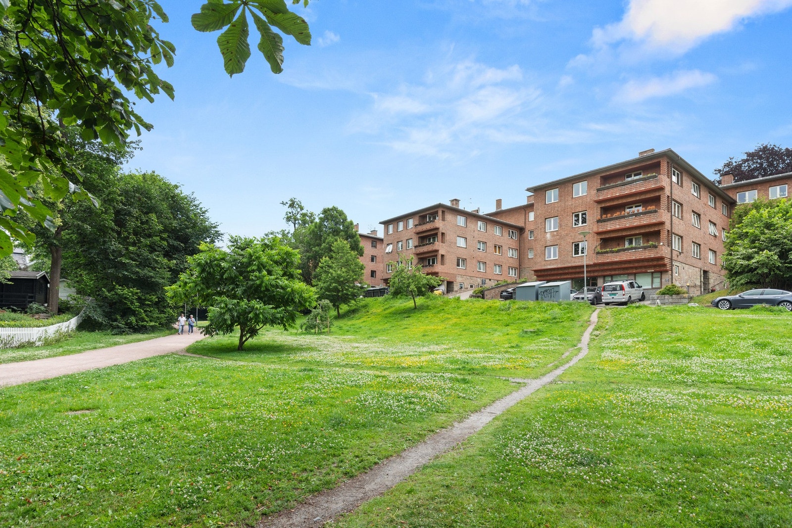 Idyllisk beliggende mot Frognerdalen med nydelige rekreasjonsområder og kort vei til Frognerparken Galleribilde