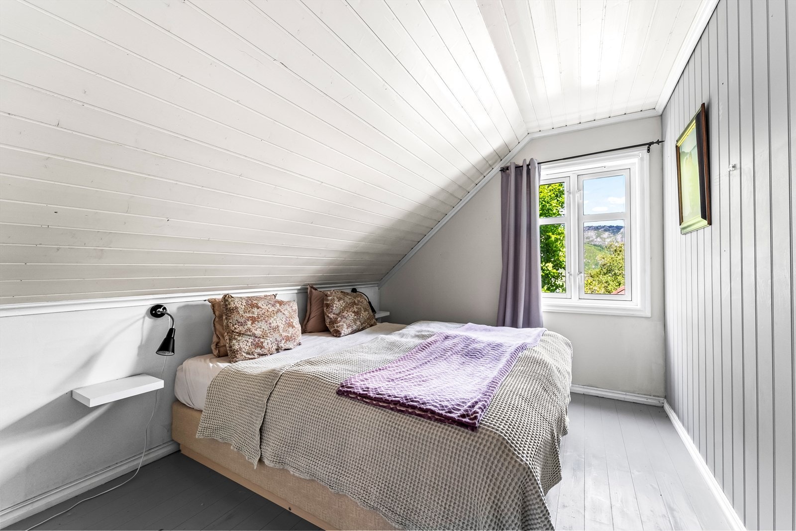 Soverom 1 av 4 -hovedsoverommet. Galleribilde