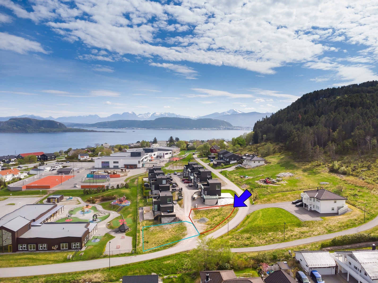 Øvregjerdet 22 - Møremegling ved Nils Arne Riise, Eiendomsmegler MNEF har gleden av å presentere boligtomt sentralt på Valderøya Galleribilde