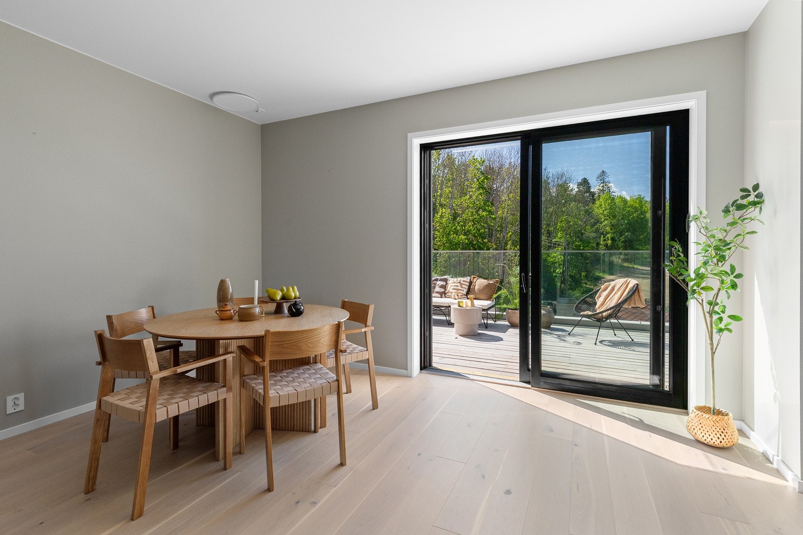 Store lysflater med screens Galleribilde