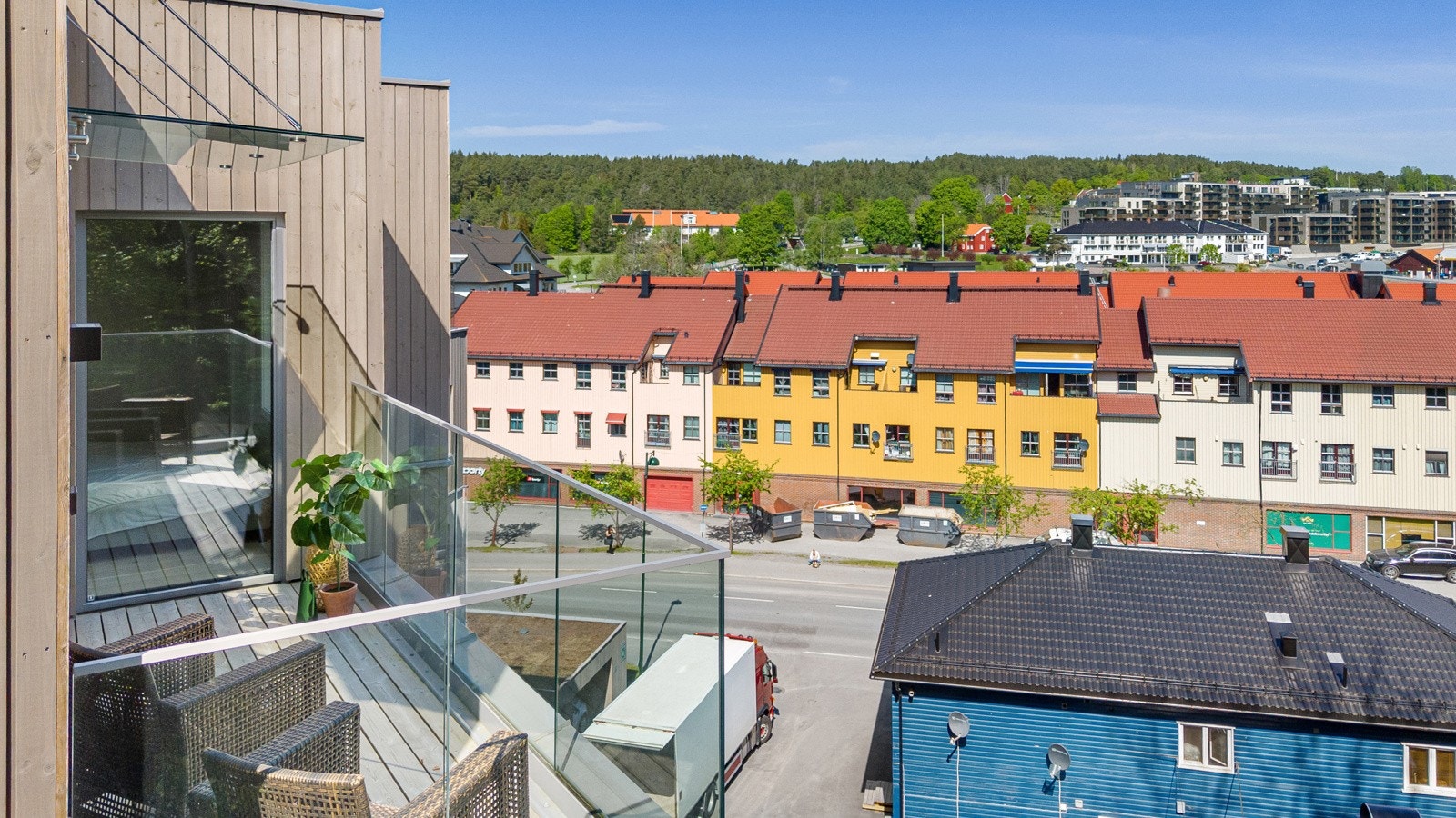 Utsikt fra terrasse ved kjøkken Galleribilde