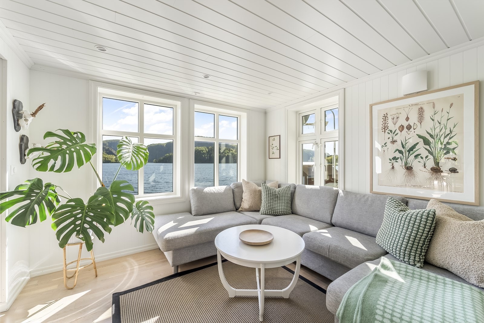 Nyt utsikten fra sofakroken. Galleribilde