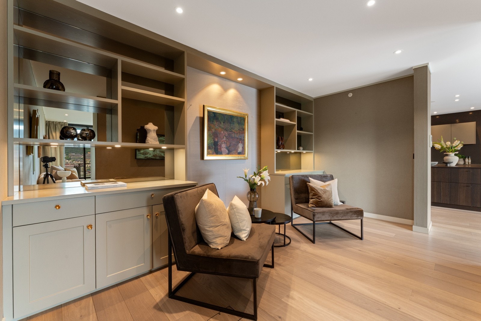 - Her kan man trekke seg tilbake og nyte en god bok i rolige omgivelser - Galleribilde