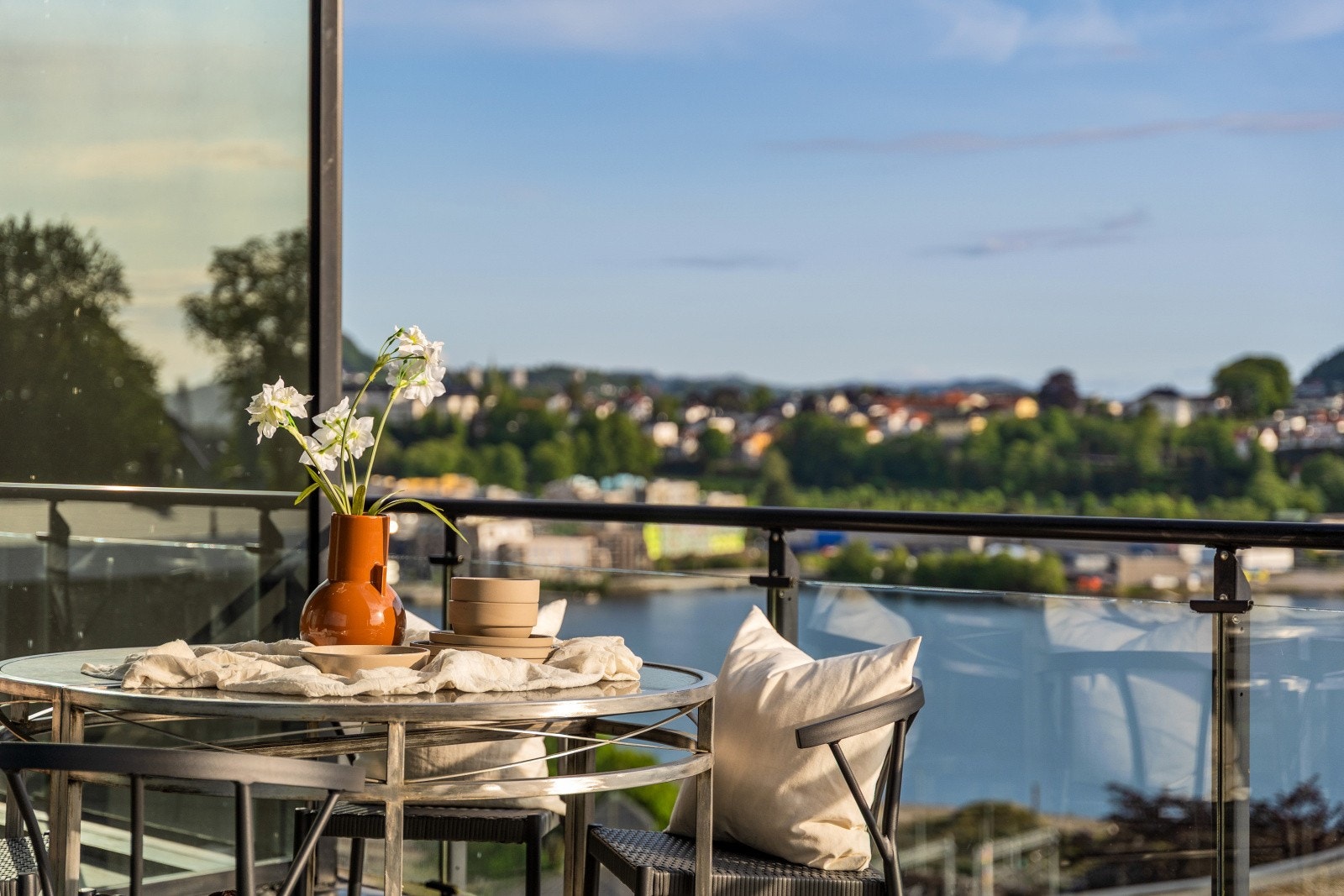 - Eksklusiv toppleilighet med upåklagelig utsikt og fantastiske solforhold - Galleribilde