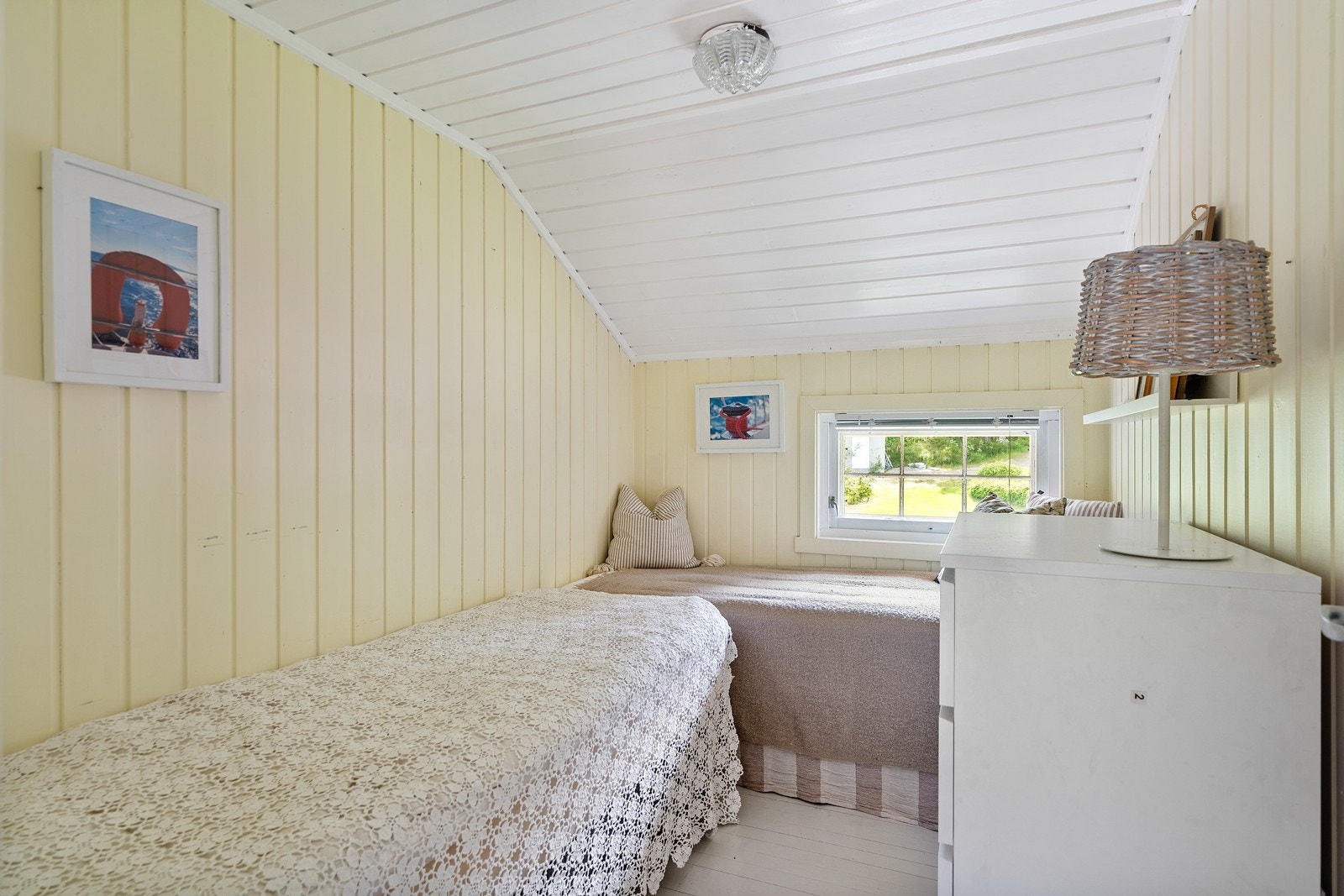 Soverom 2 av 3 - her kan man eventuelt innrede med dobbeltseng Galleribilde