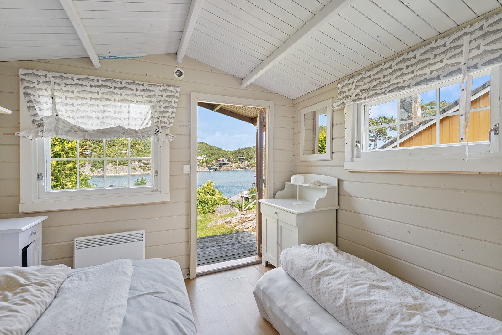 Utsikt og følelsen av å bo midt i en sommerdrøm Galleribilde