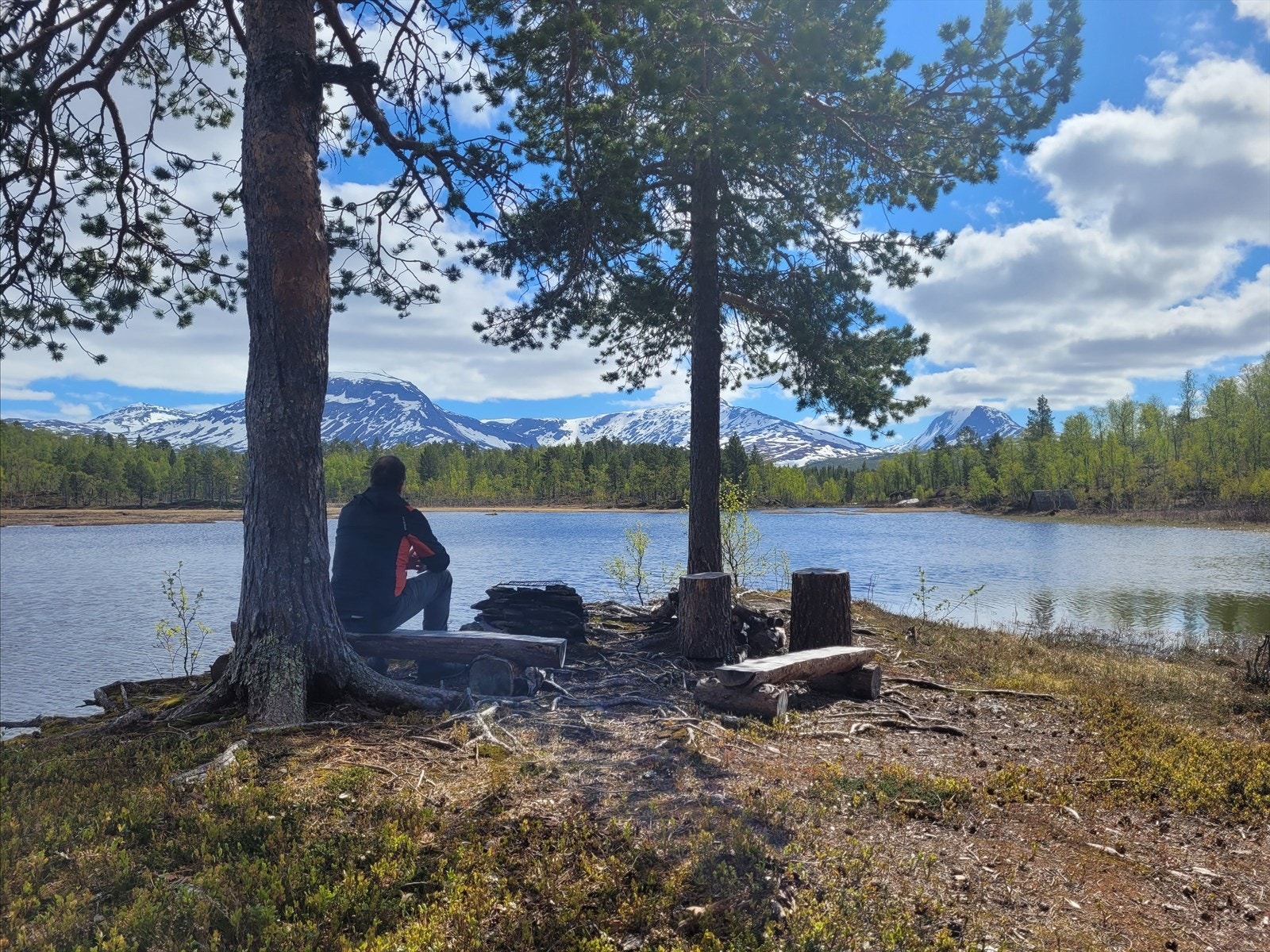 Bålplass ved Fuglvatnet - bilde privat Galleribilde
