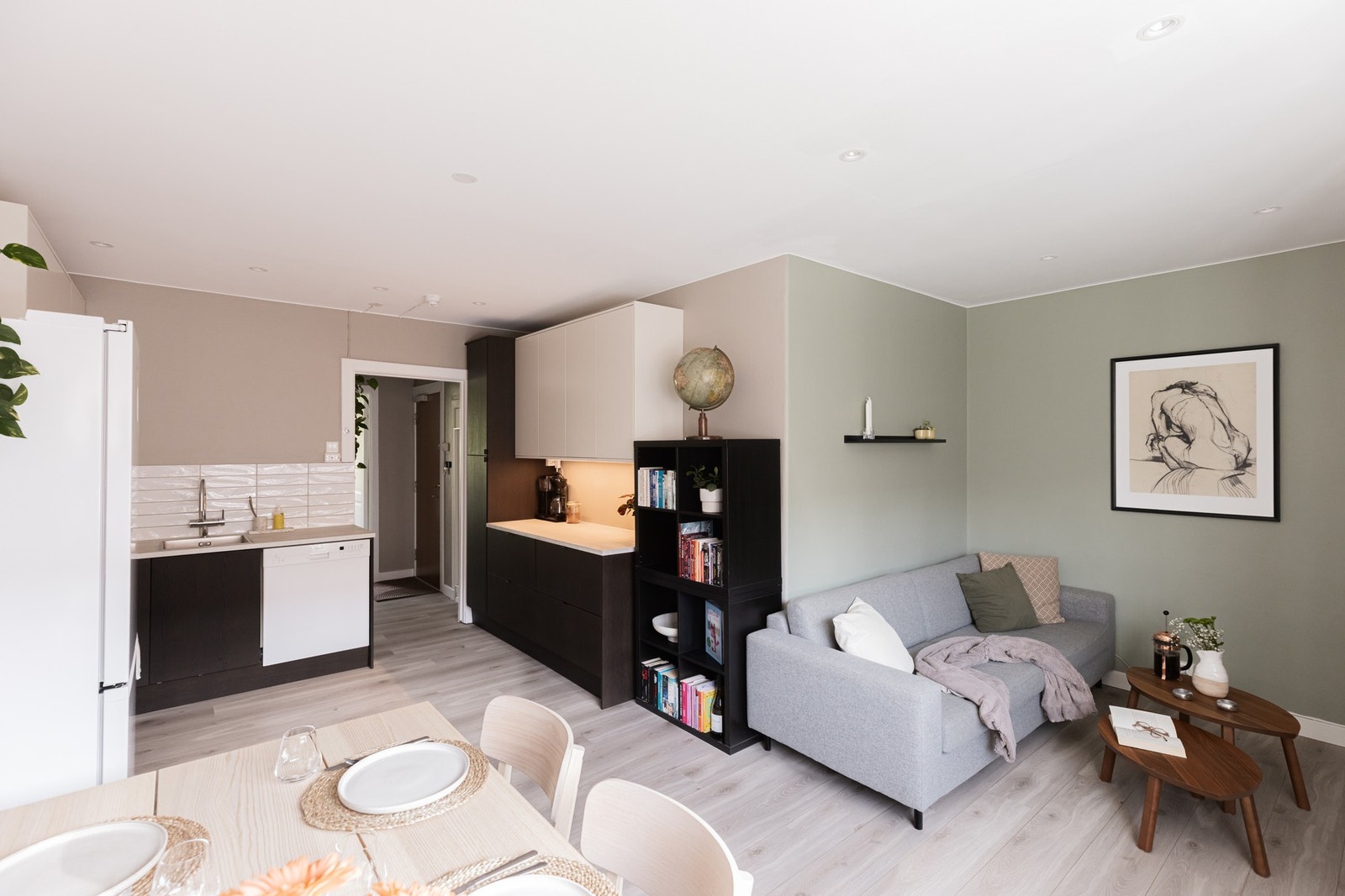 En ettertraktet 2-roms beliggende i byggets 2. etasje. Galleribilde