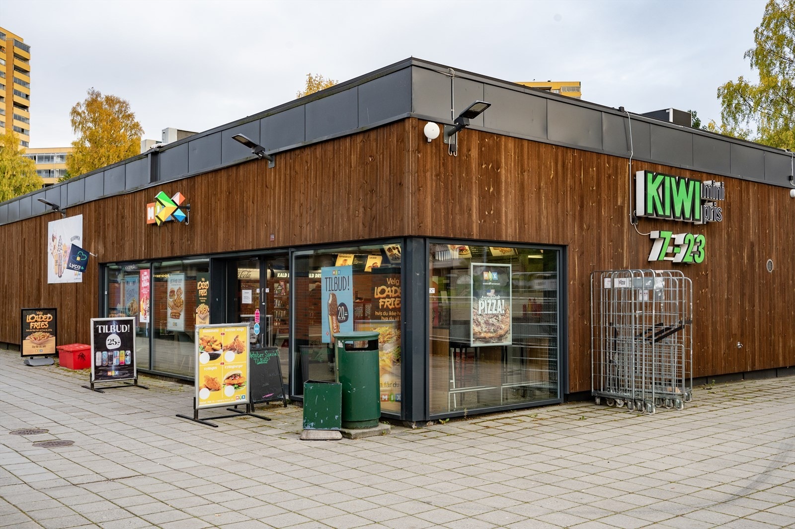 Nærmeste matbutikk er KIWI Trosterud Galleribilde