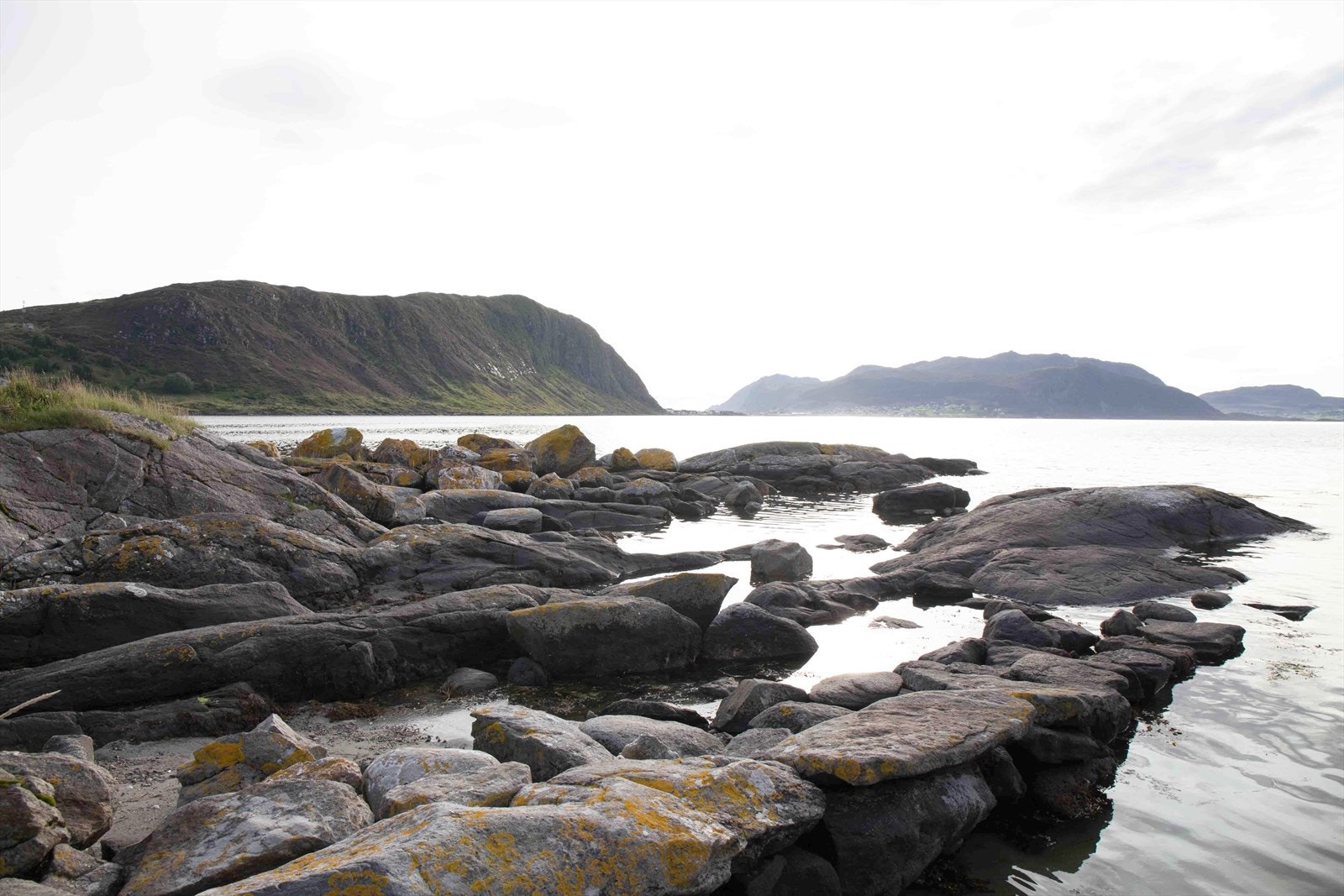 Landgangsvoren i støa-mot Nerlandsøy | Foto: Selger Galleribilde