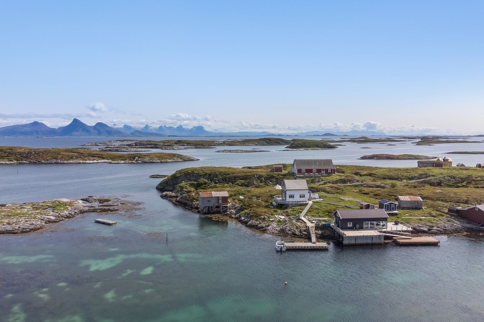 Dronefoto over området mot sørøst. Galleribilde