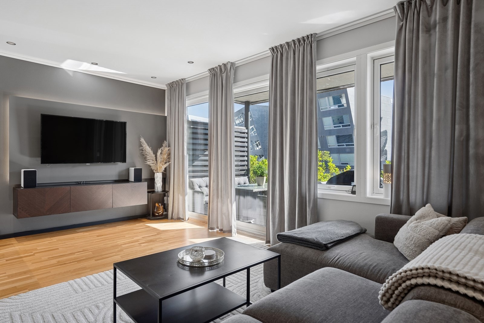 En moderne 3-roms leilighet med ypperlig beliggenhet i den sørlige delen av sentrum! Galleribilde