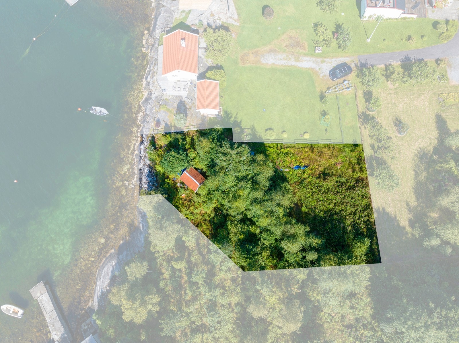 Tinglyst rett til å opparbeide kjørevei inn til tomten Galleribilde