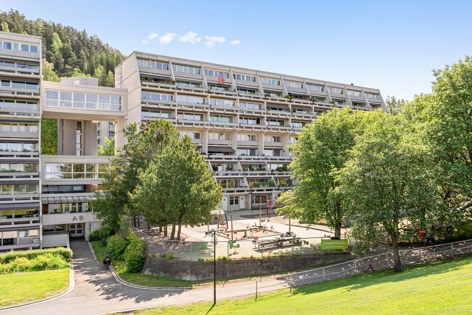 Fasade og uteområde for Sameiet Grefsen Terrassehus Galleribilde