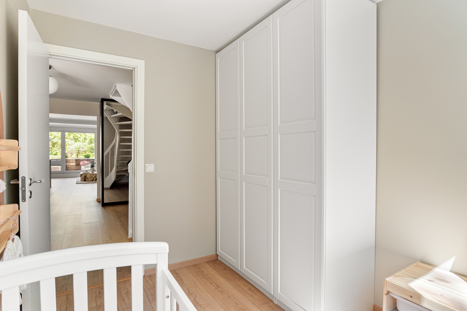 Rommet egner seg godt som barnerom, gjesterom eller hjemmekontor - fleksibelt tilpasset dine behov Galleribilde