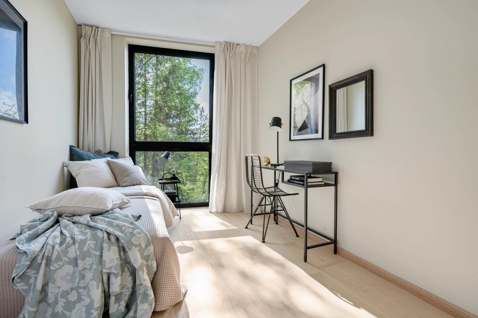 Soverom 3, kan også benyttes som hjemmekontor eller barnerom Galleribilde