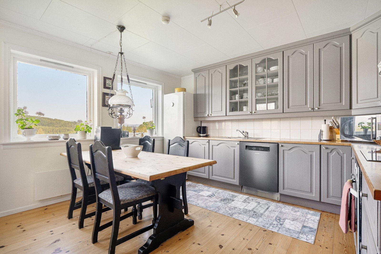 Hus 1 - Kjøkken - 1 - Espen Mills Galleribilde