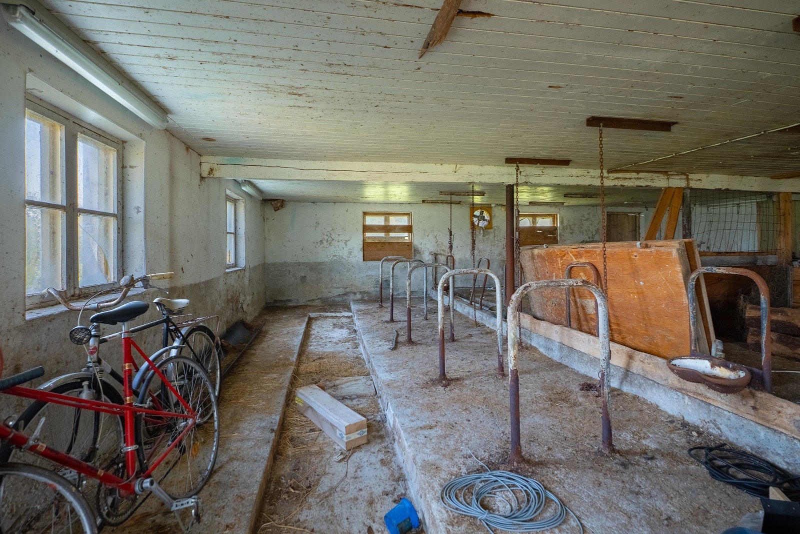 Driftsbygning 2 - 5 - Espen Mills Galleribilde