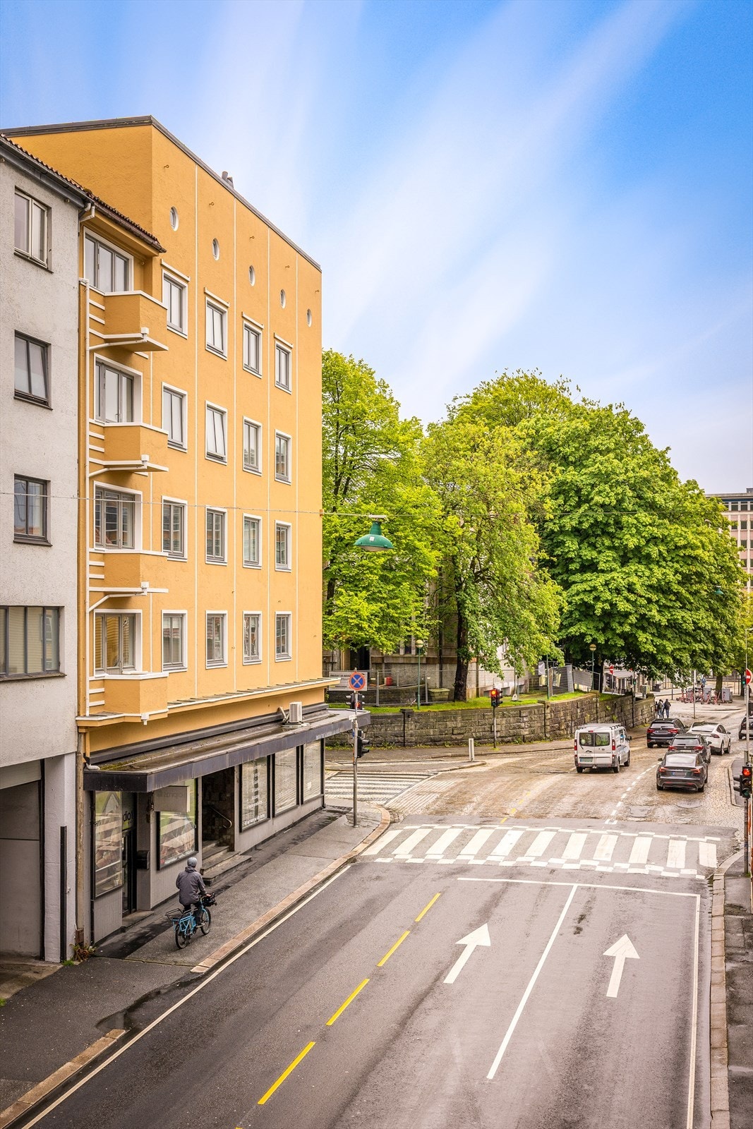 Bygget har nylig blitt rehabilitet. Dette gjelder blant annet renovering av fasaden og oppgradering av fjernvarmeanlegg. Galleribilde