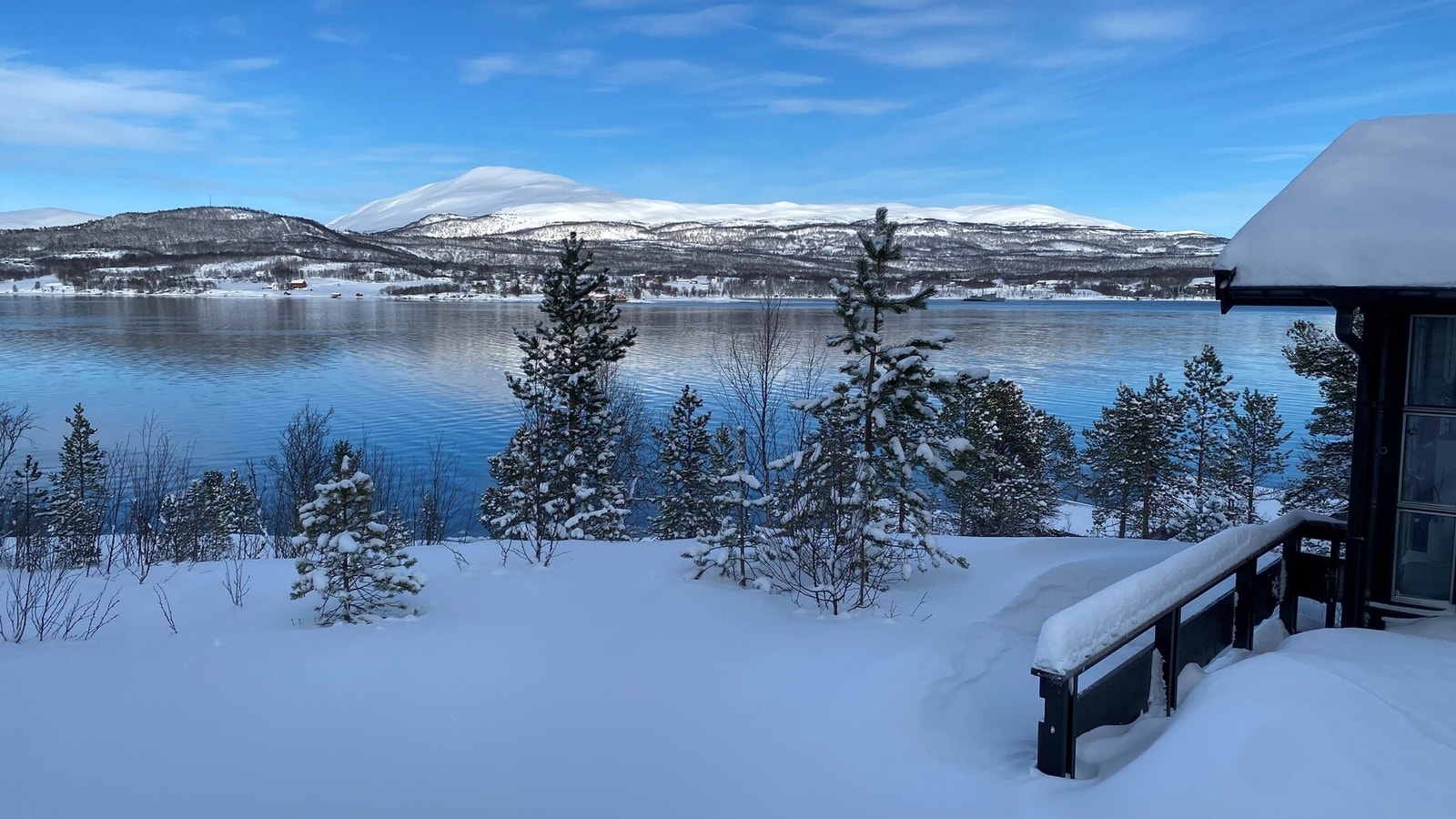 Stille og koselig stemning i vinterhalvåret (privat bilde). Galleribilde