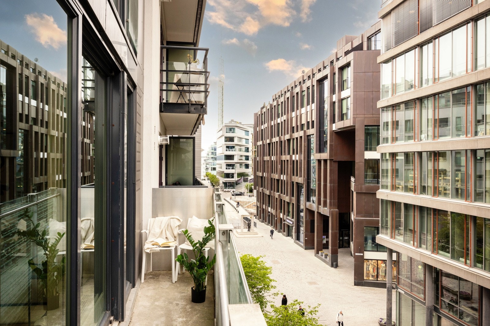 Fra stuen er det også utgang til hyggelig balkong på 4kvm Galleribilde