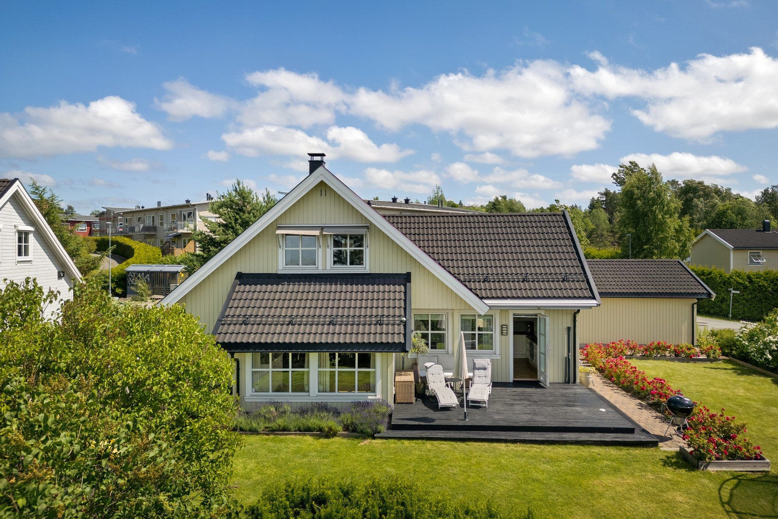 Solrik, sydvestvendt terrasse på 23 kvm. Galleribilde