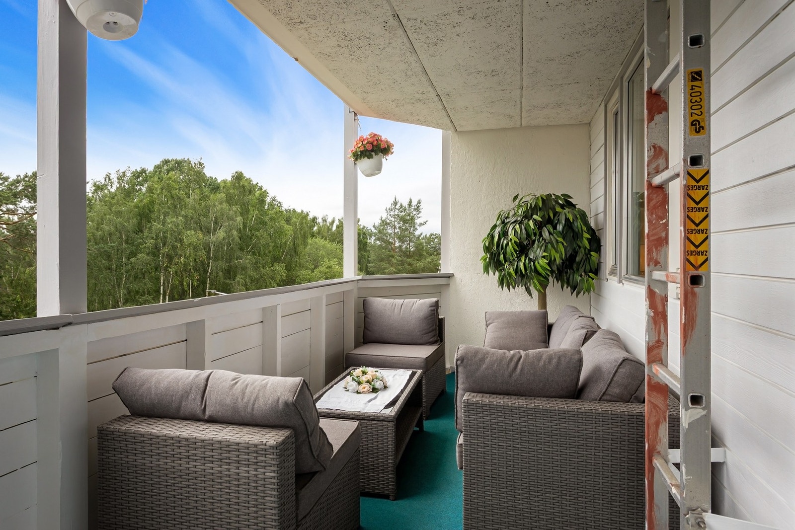 Det er tillatt med gassgrill og elektrisk grill på balkongen. Galleribilde