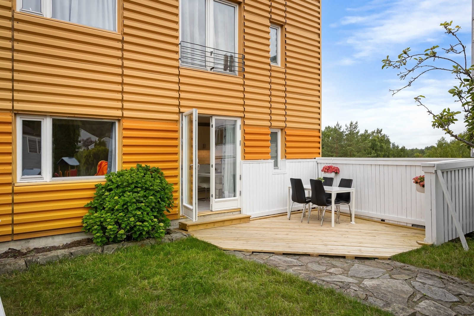 Her ligger alt til rette for sene kvelder i godt selskap. Galleribilde