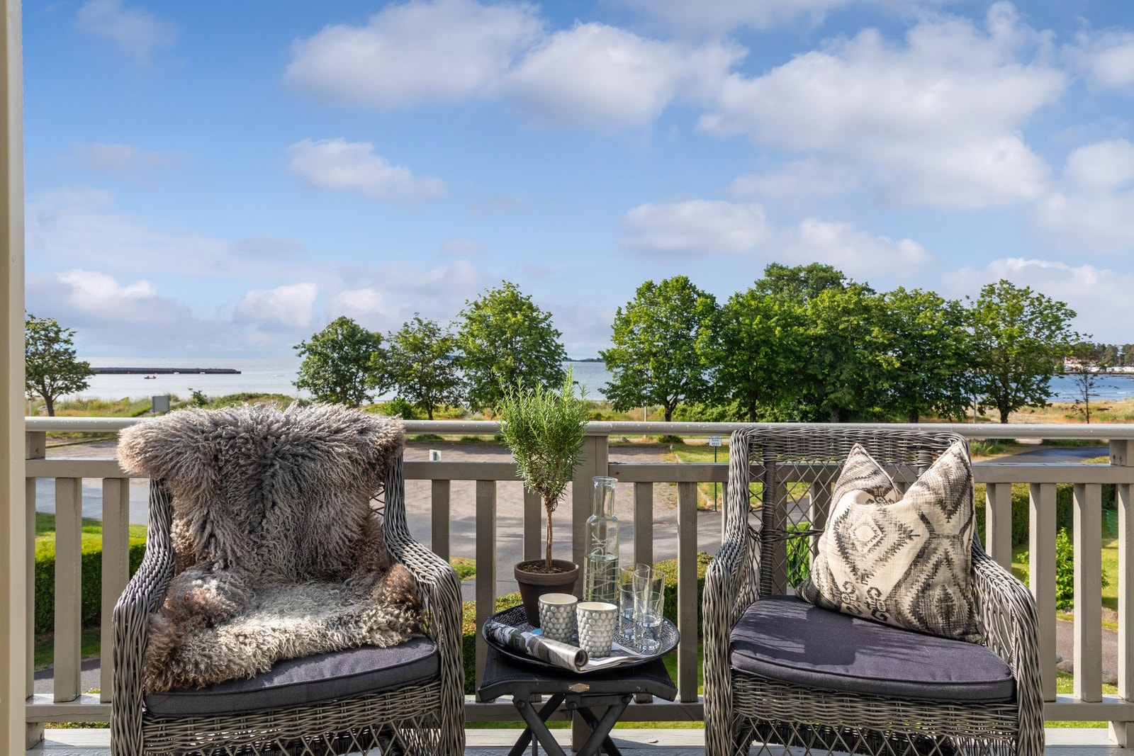 Flott utsikt mot sandstranden og Oslofjorden. Galleribilde