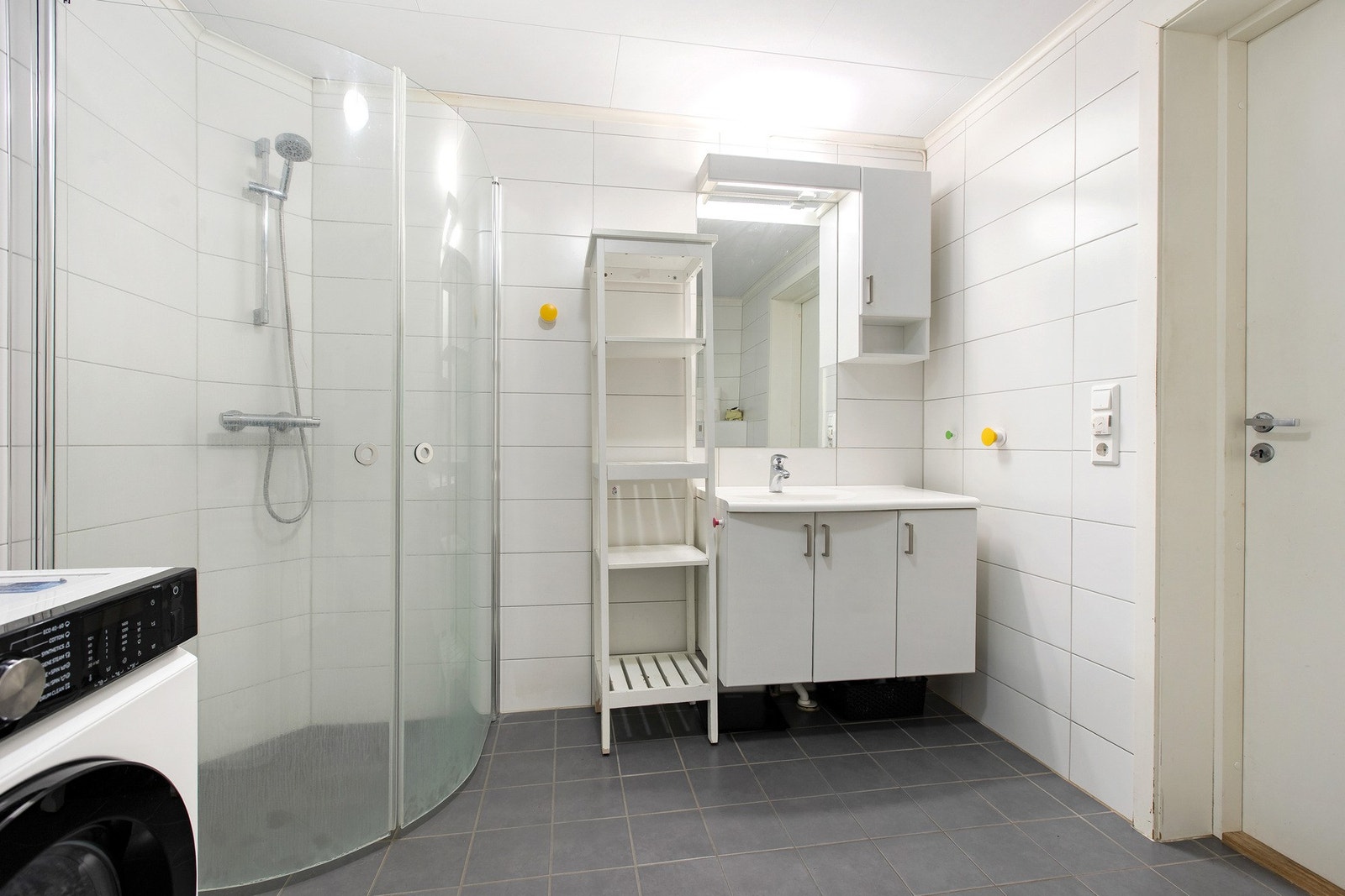 Varme i gulv på badet Galleribilde