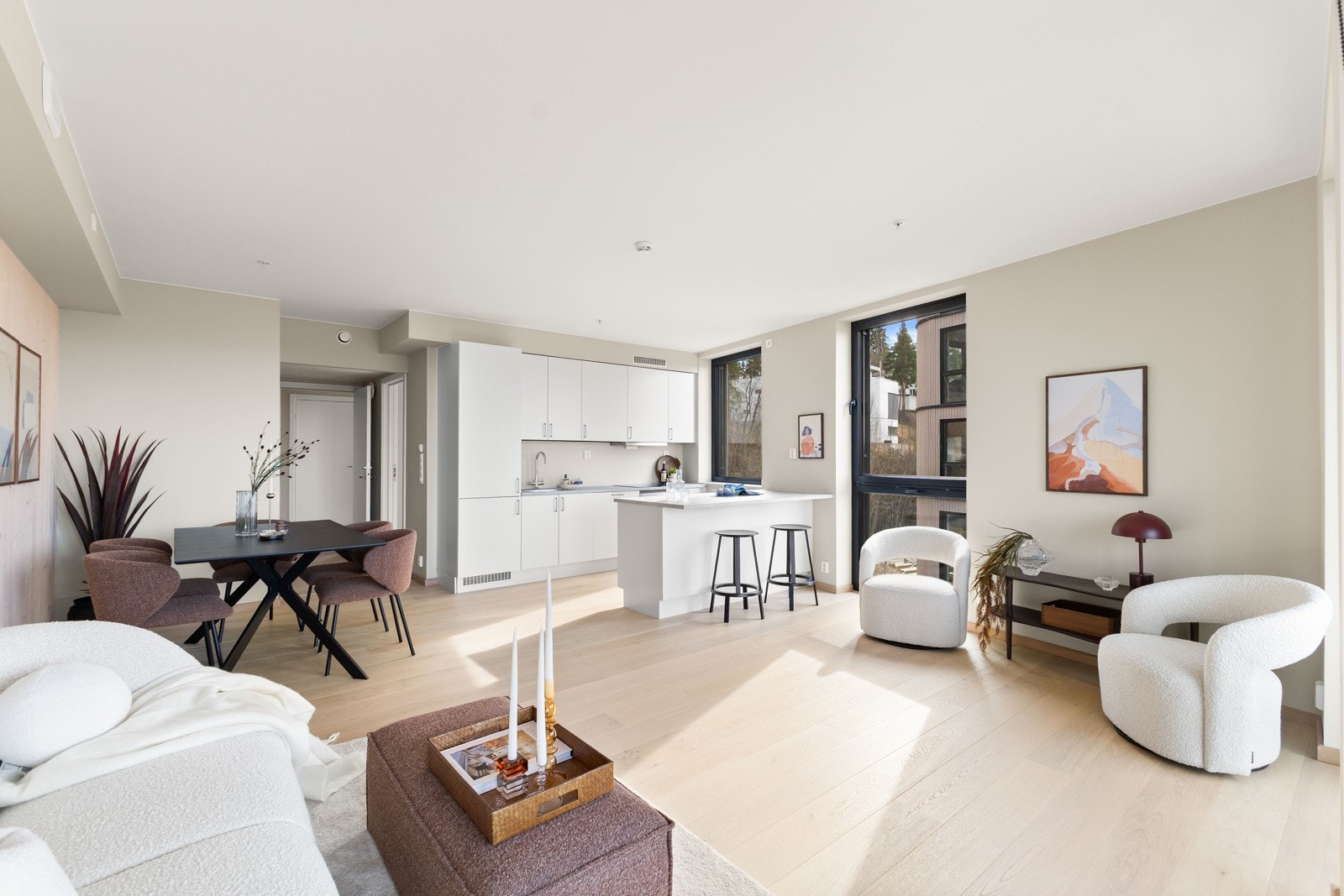 PrivatMegler Stefan Safri ønsker velkommen til Fyrstikkbakken 14 C Galleribilde