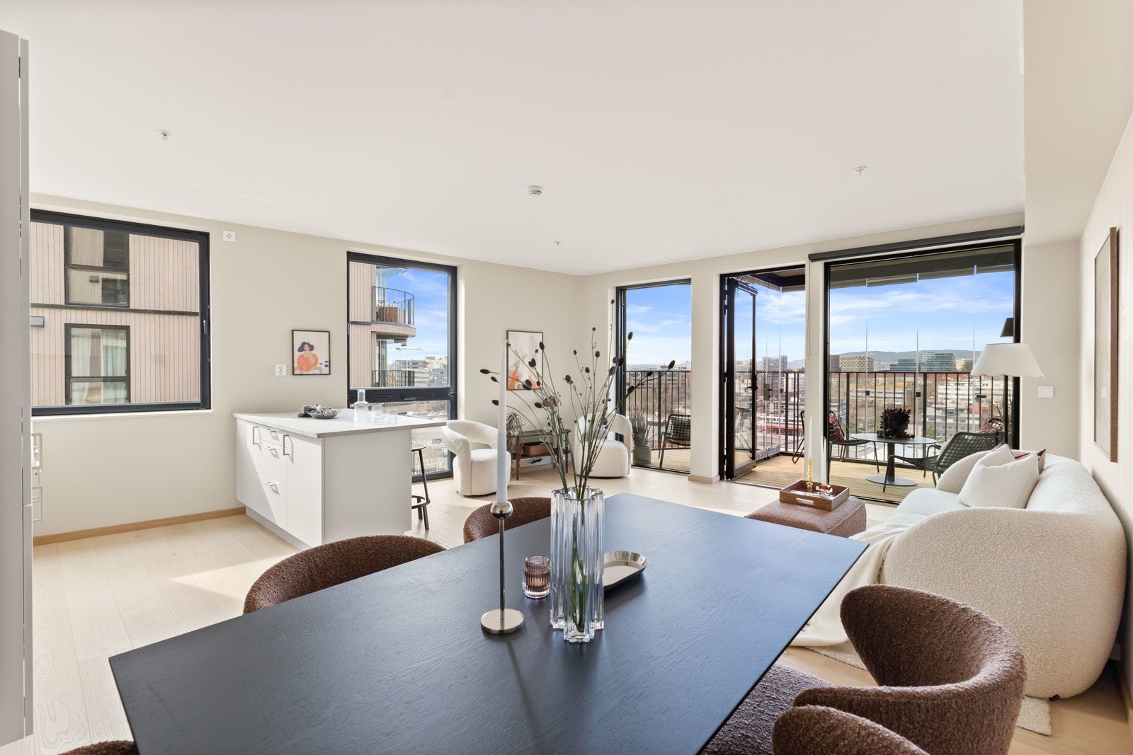 Lekker og påkostet 4-roms i 7. etasje Galleribilde