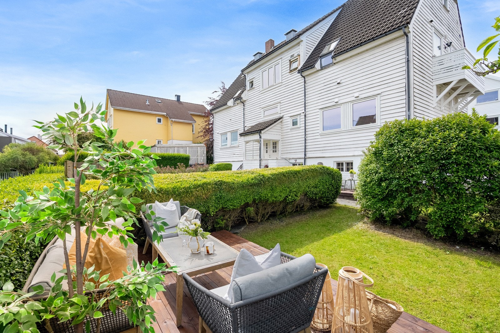 Velkommen til Tors gate 10, en trivelig leilighet med en privat skjermet hage / terrasse. Galleribilde