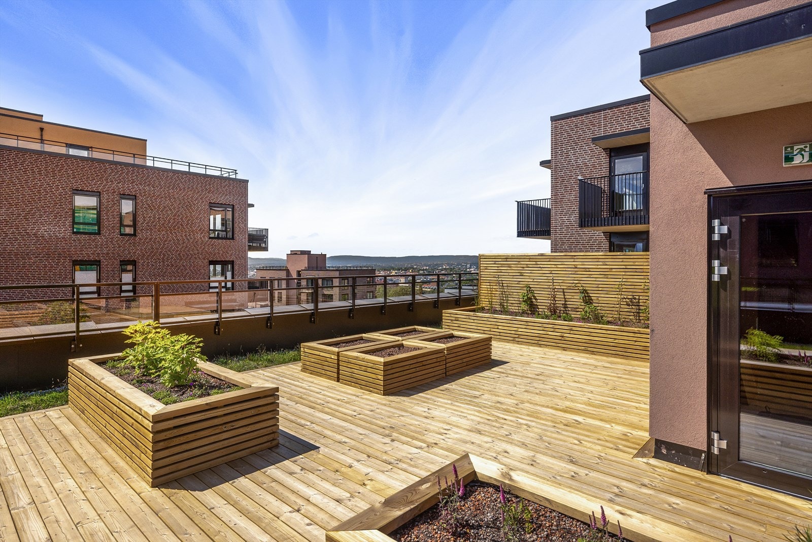 Felles takterrasse: 2 av 2 i bygget. Galleribilde