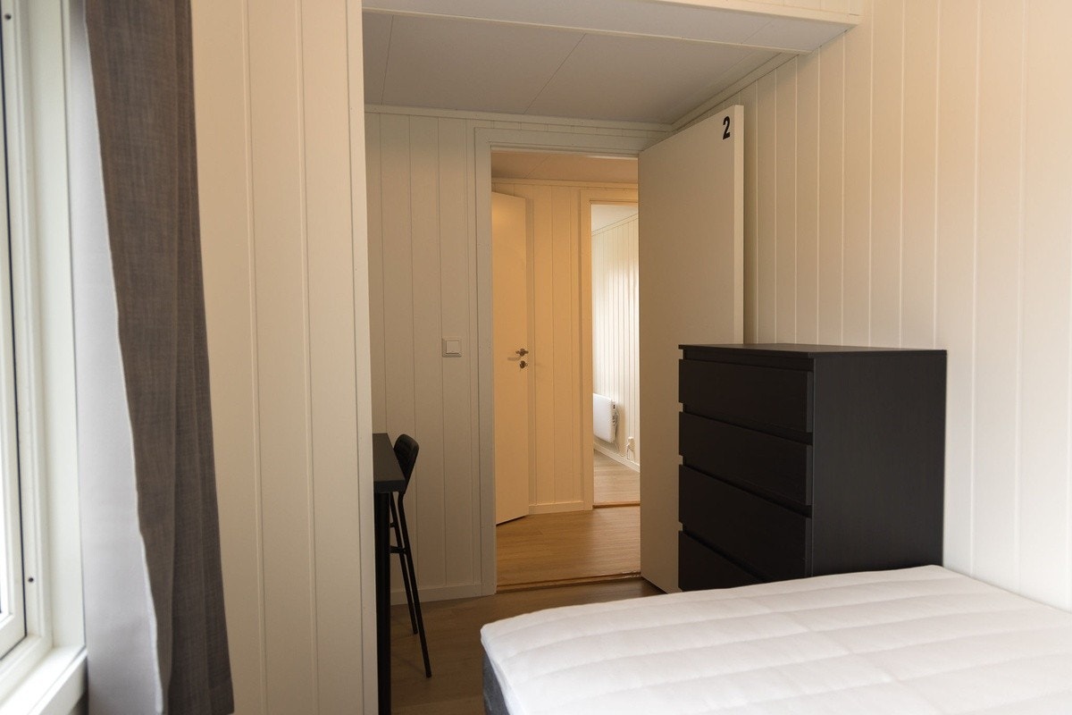 Soverom 2 7m², LEDIG: 6 650 kr/mnd Galleribilde