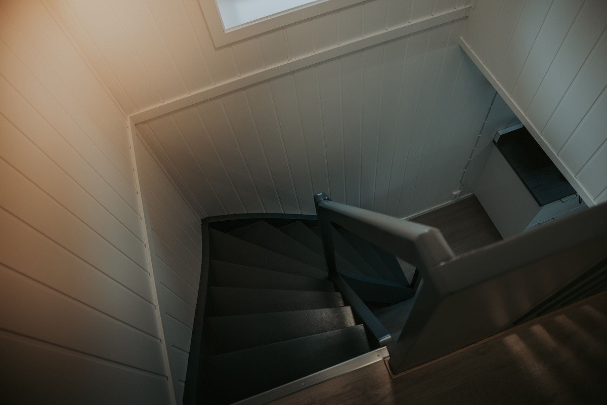 Trapp til 2. etasje Galleribilde