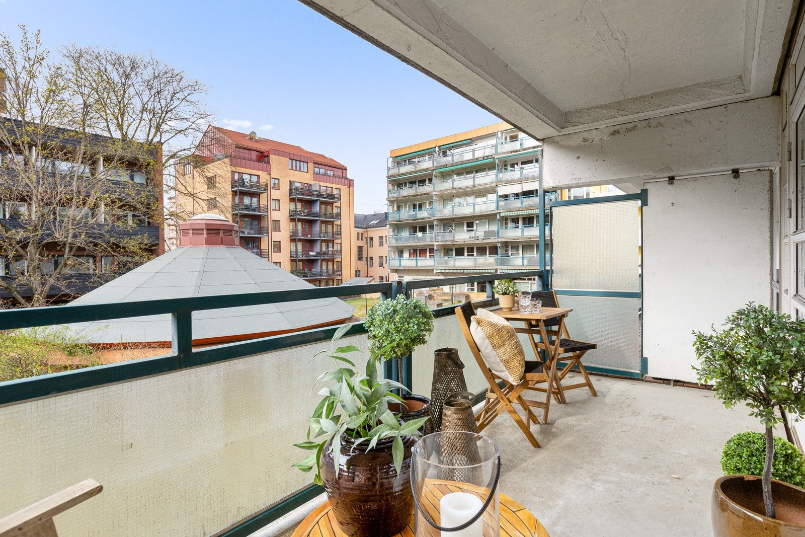 Leiligheten ligger fint til i byggets 3. etasje Galleribilde