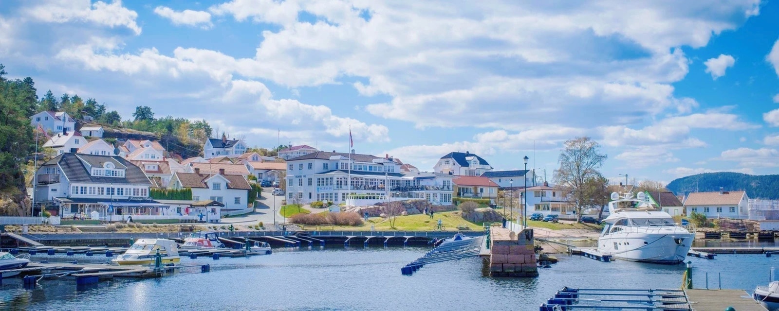 Holmsbu sentrum er en sørlandsidyll under 1 time fra Oslo. Galleribilde