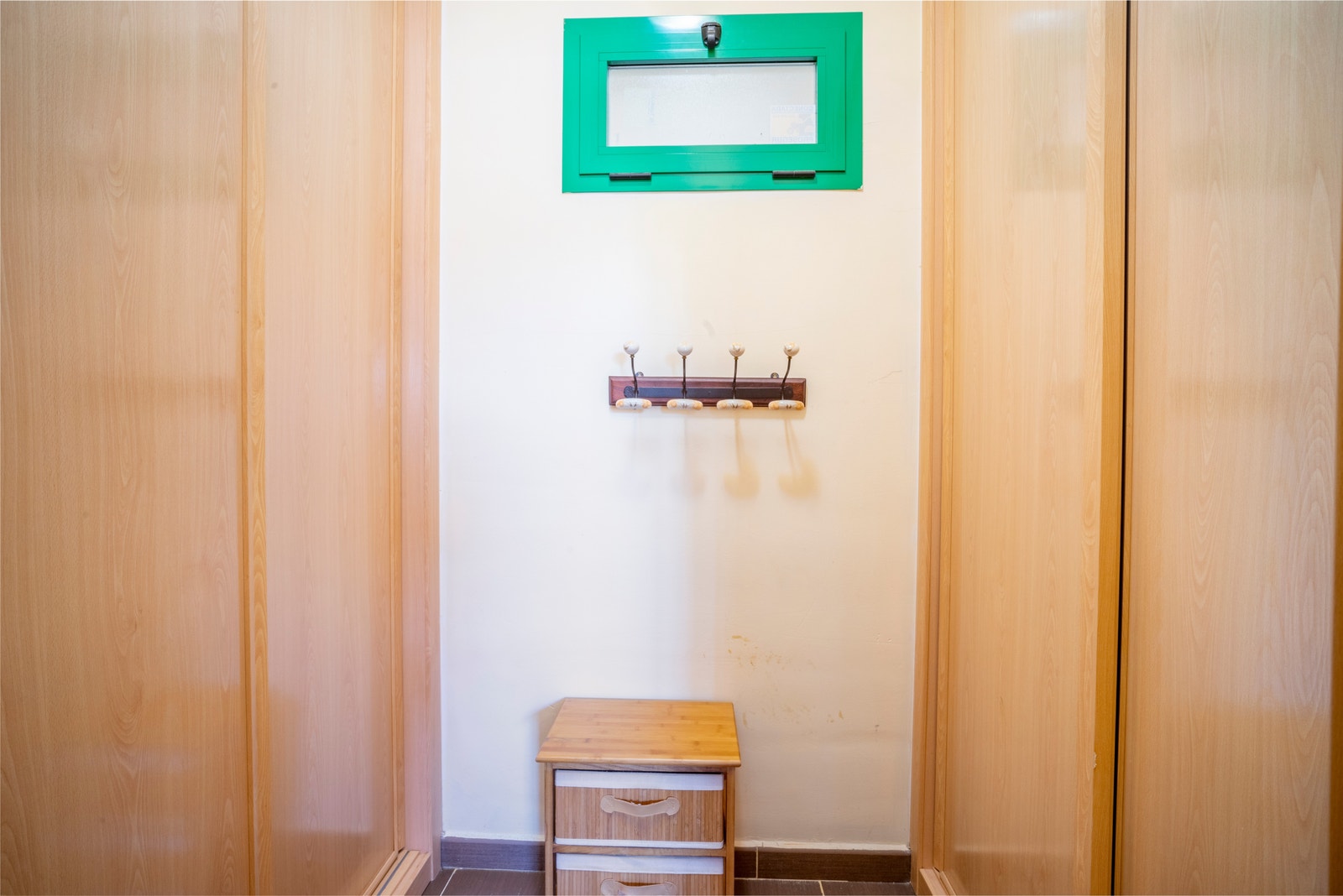 garderobe Galleribilde