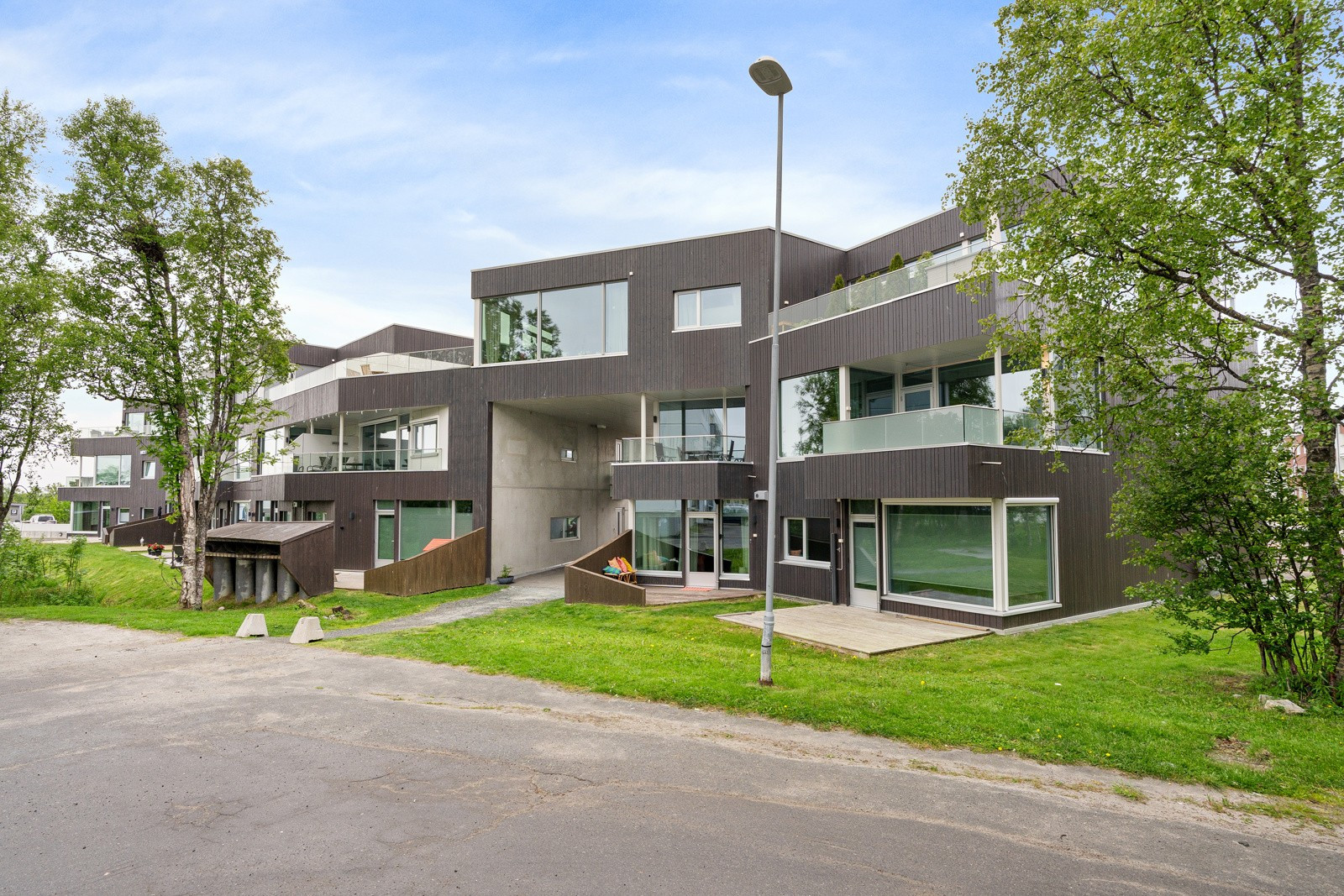 Flere etterspurte kvaliteter som terrasse, god standard og garasjeplass.