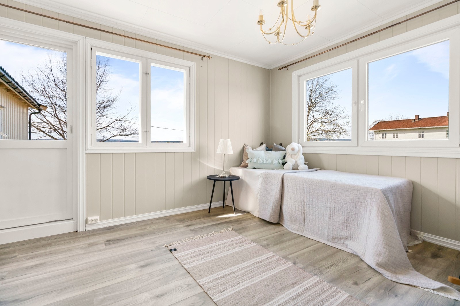 Soverom nummer tre er også av fin størrelse, med god plass til seng og garderobeskap. Galleribilde