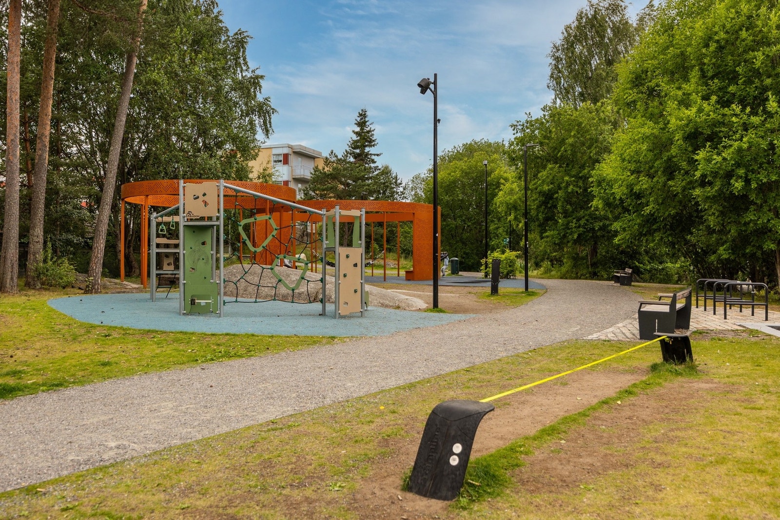 Flere lekeplasser i umiddelbar nærhet. Galleribilde