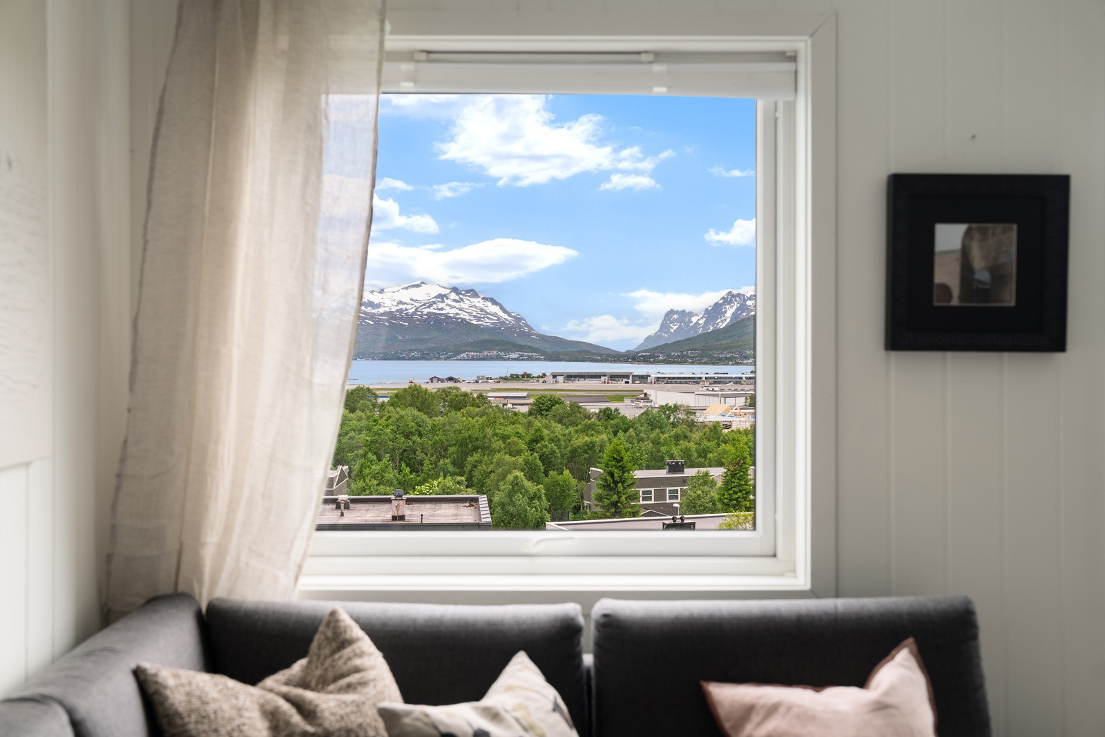 Nydelig utsikt fra stuen!